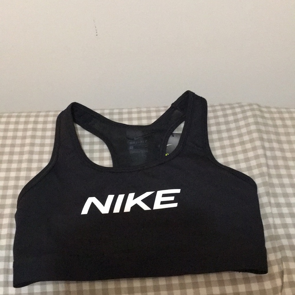 Brand New Nike swoosh bra